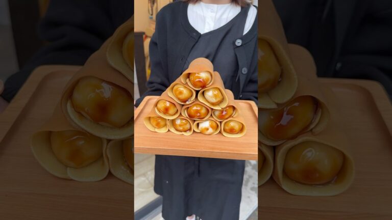 大きなみたらし団子を丸ごと包んだ新感覚あんまき🤤皮と団子のWモチモチ食感がたまらん！#大好物は高カロリー #japan #japanesefood #mochi #cooking #大阪グルメ