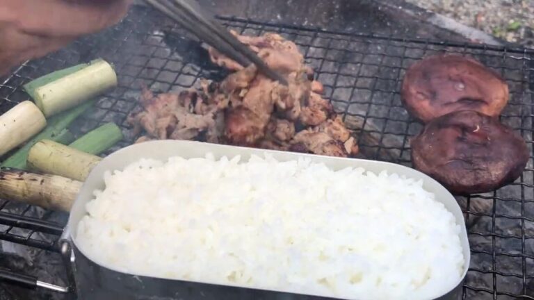 焚き火メスティン料理｜豚焼き定食｜薪ストーブ冷凍ピザ焼き