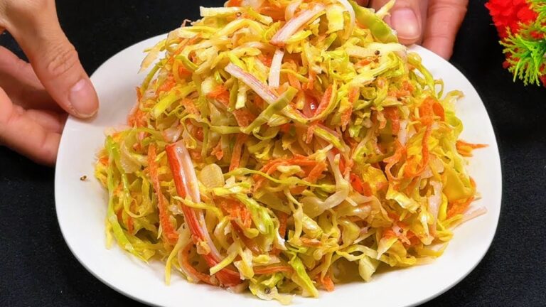 キャベツとカニカマのコールスローサラダ❗シャキシャキ食感!美味しすぎて一瞬で消える❗
