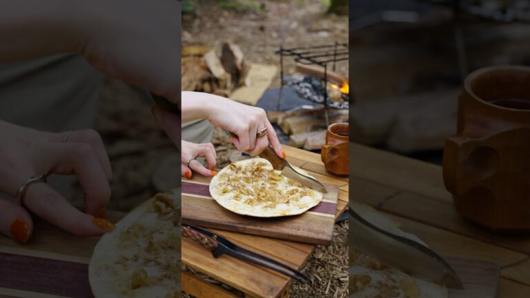 はちみつとクルミの重ねトルティーヤピザ🍕