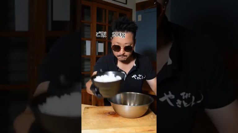 おばあちゃんが昔よく作ってくれたおにぎり                        #shorts #おにぎり