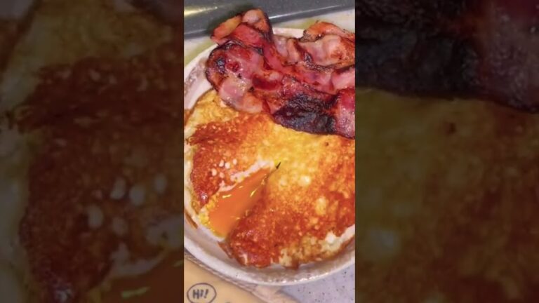 目玉焼きのチーズ焼き固め【本日の朝食】#shorts