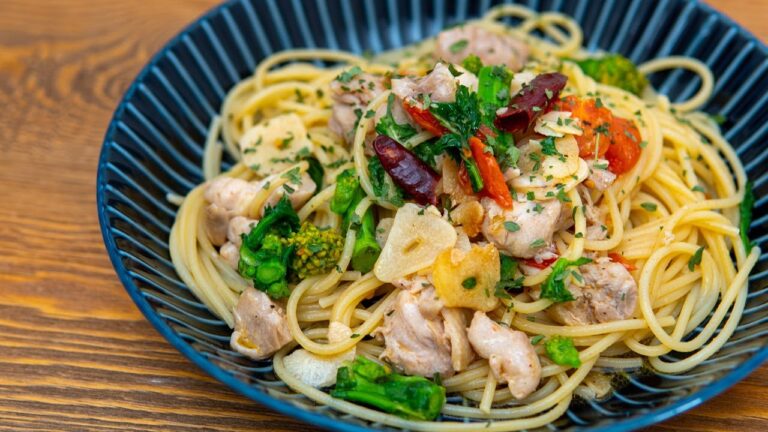 【パスタ】菜の花と鶏肉のペペロンチーノ