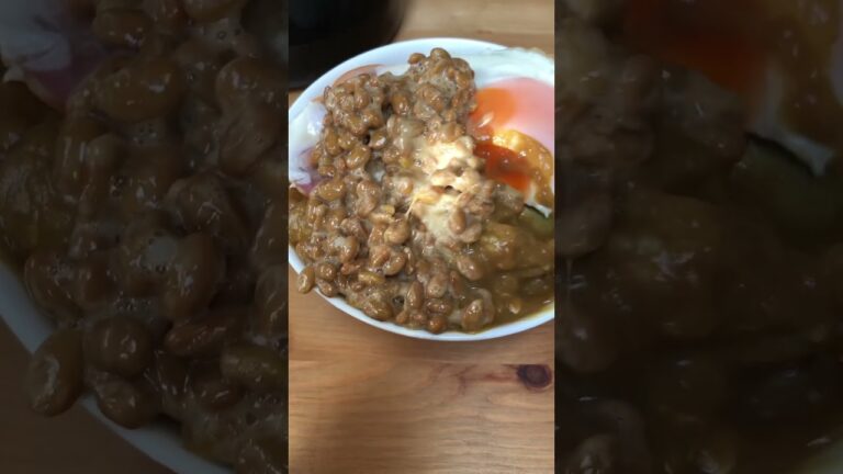 納豆カレー目玉焼きハム乗せ　#納豆 #納豆カレー #japanese #japanesefood #japaneseculture