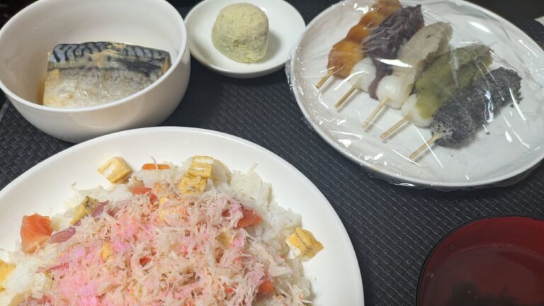 【嫁とぱぱごはん】今日はひなまつり！本ズワイのちらし寿司とサバ味噌！デザートは新倉屋の団子！〔道ライブ動画〕#vlog