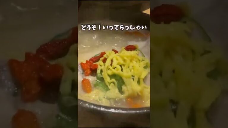 【予約が3ヶ月待ち】サムゲタン専門店！#Shorts