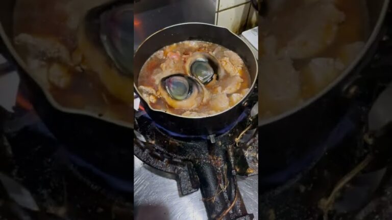 トロットロの目玉のコラーゲンと大トロばりの脳天の煮付け！#shorts