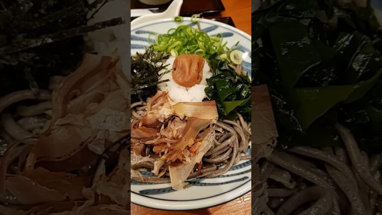 ランチ😋🍴 お蕎麦 😋梅おろしそば美味しかった❤