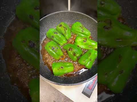 これ食って10kg痩せた。とりあえずこれ作って食っとけ。卵黄で食べるピーマンの肉詰め！