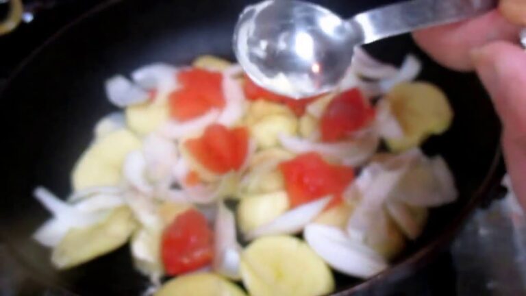 新じゃが新玉ねぎトマトの重ね煮