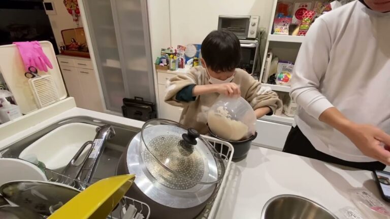 2025.3.3 Toa Hidemitu Ryoheiごはん　ちらし寿司とはまぐりのお吸い物と生ハムサラダを作ったよ！