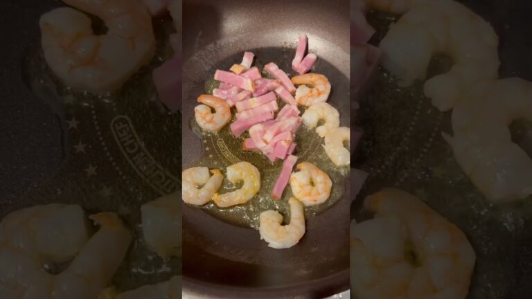 エビとベーコンとナスとブロッコリーのパスタ　2023年9月24日