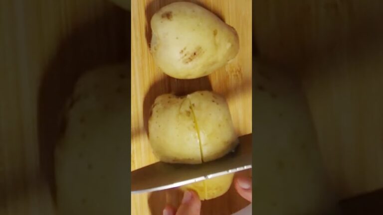 【レンジで簡単じゃがバター】10分あればできる｜ホクホクで美味しい #Shorts