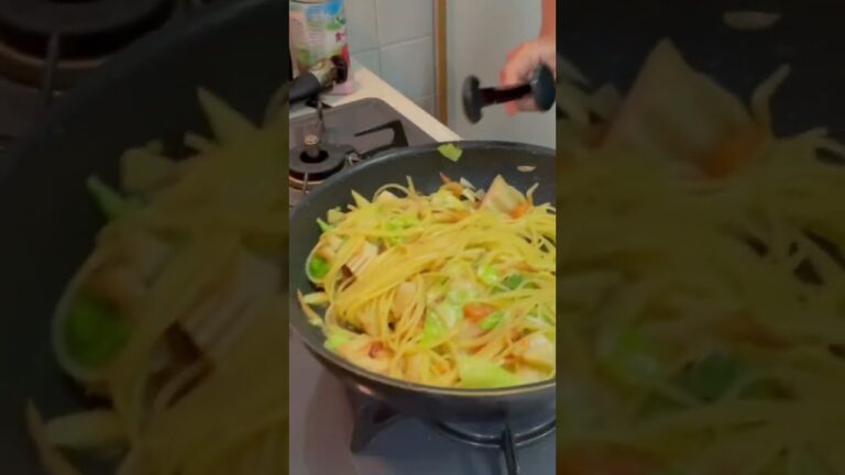 【夜食】🌸桜海老🍤と春野菜のパスタ🍝 /チャンネル登録お願いします 👨‍🍳/毎日やってることで華咲かす🌸