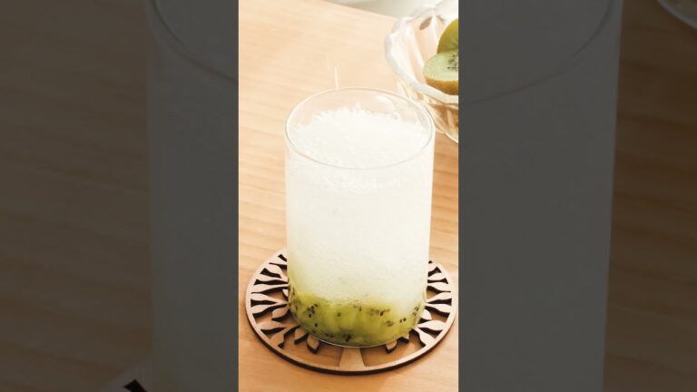 さっぱり美味しいキウイソーダ🥤 #shorts #冷たい