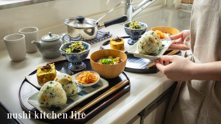 # 95 おにぎりと焼きたてパンのある穏やかな日常, 夫婦のおうちご飯: Slow & Cozy Living