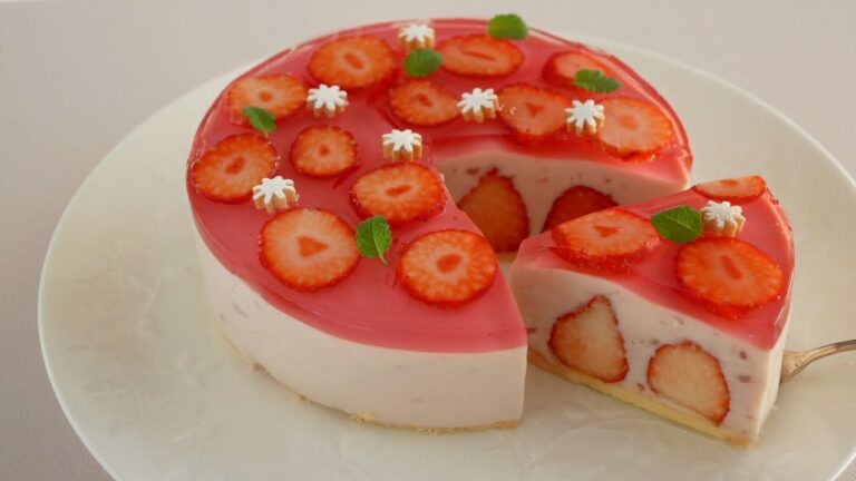 フルーチェ苺ムースケーキ🍓 | Strawberry Fruiche mousse