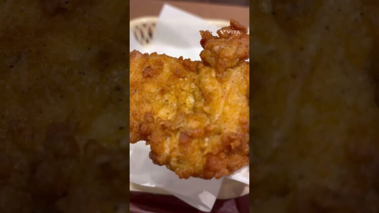 ケンタッキーでチキン2ピース409kcalコールスローサラダs150kcalをいただきましたアイスコーヒーは0cal #ケンタッキー #ケンタッキーフライドチキン #コールスロー #ランチメニュー