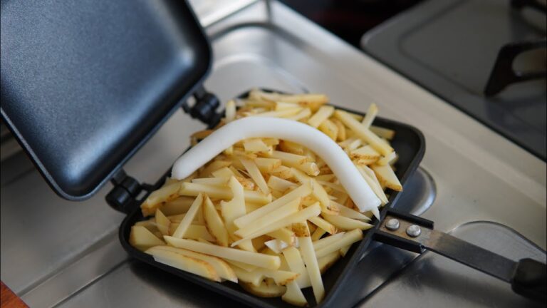 ホットサンドメーカーでつくる 簡単ガレットの作り方。