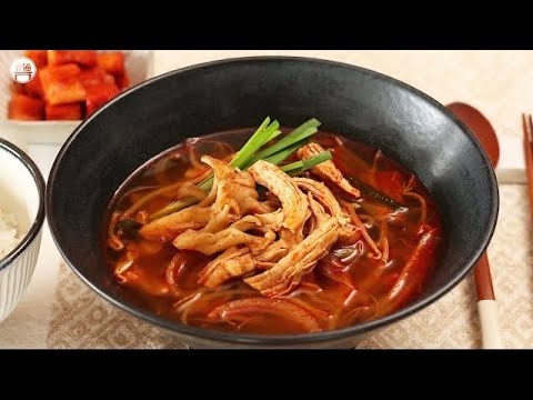 鶏肉で作るユッゲジャン『タッゲジャン』の作り方、旨辛でさっぱりしたスープだから最高👍[ENG SUB]