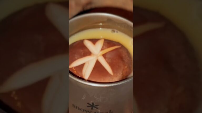 【至福のひととき】まるごと椎茸の茶碗蒸し…戦闘飯盒2型キャンプ飯#shorts