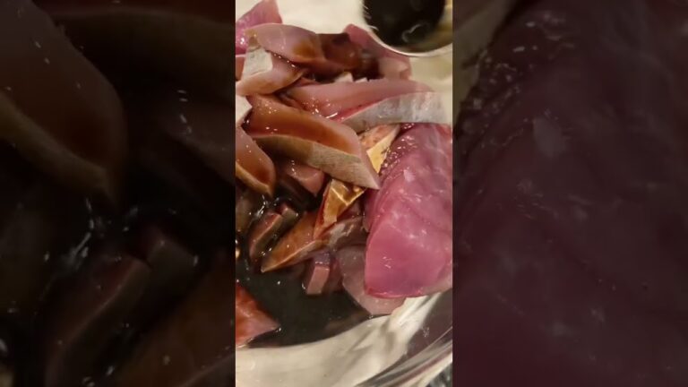 ツバスのユッケ丼は黄身がMVP#shorts