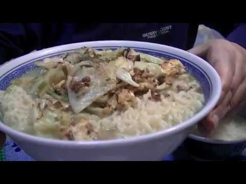 【一人deごはん】Let’s eat！「サッポロ一番塩ラーメン・キャベツ炒め盛り」＆再びの「練りウニごはん新味」