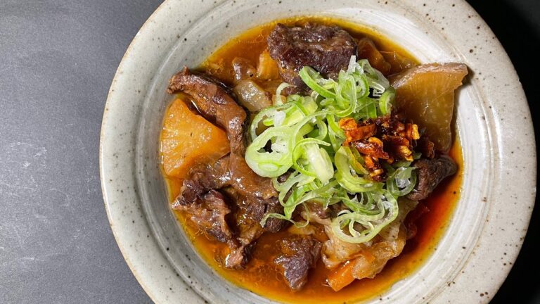 牛すじ煮込みは圧力鍋を使うとコクが格段に変わるの知ってた？#shorts