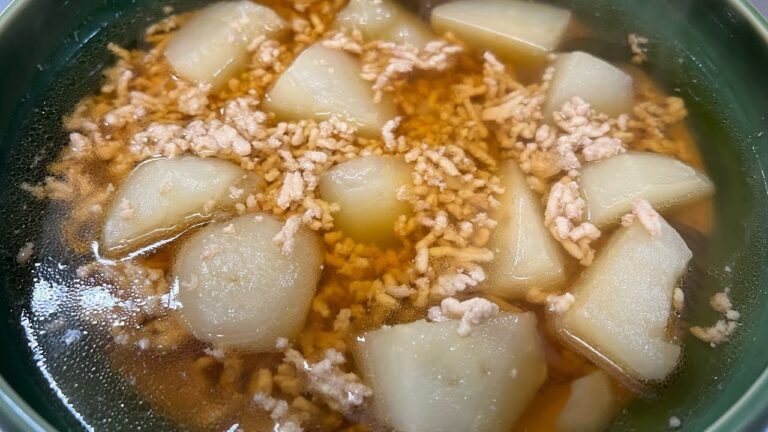 かぶって万能ですね＜かぶのそぼろあんかけ＞　#男の料理 #男飯 #おうちごはん #料理好きな人と繋がりたい #cooking #社長 #簡単レシピ #かぶ #ひき肉 #生姜スープ #料理