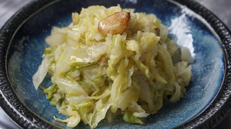 キャベツのくたくた煮の作り方 | 簡単レシピ