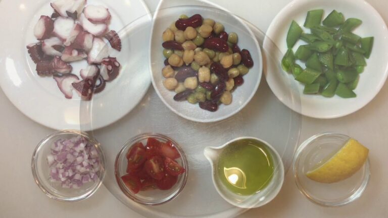 意外とカンタン！【おうちDEギリシャごはん７】【タコと豆のサラダ】