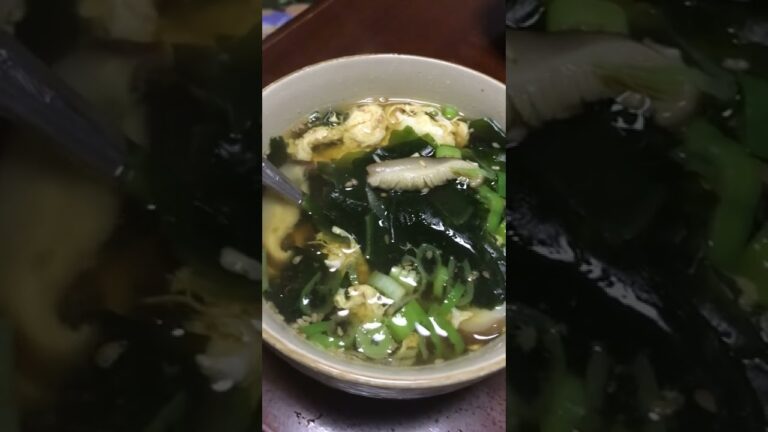 卵とワカメの春雨スープ