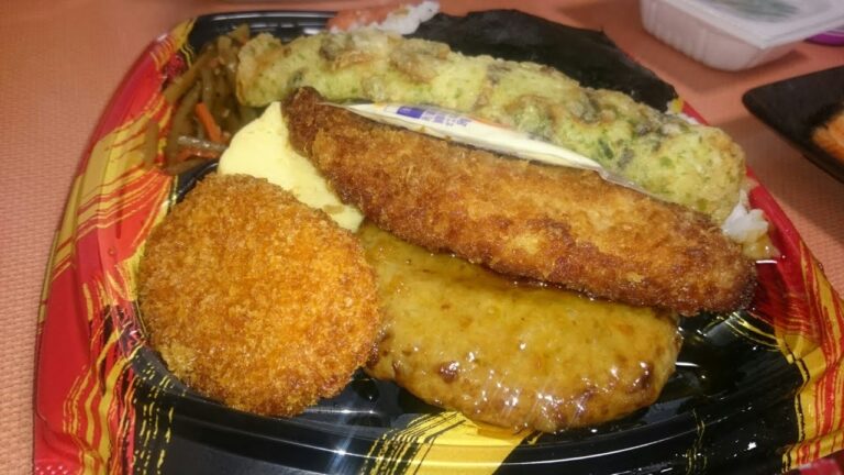 【まんぷくのり弁当喰う❗】白身フライ コロッケ ちくわ天 和風ハンバーグ 玉子焼き 焼き鮭 グラコロ 豚汁 ツナサラダ❗