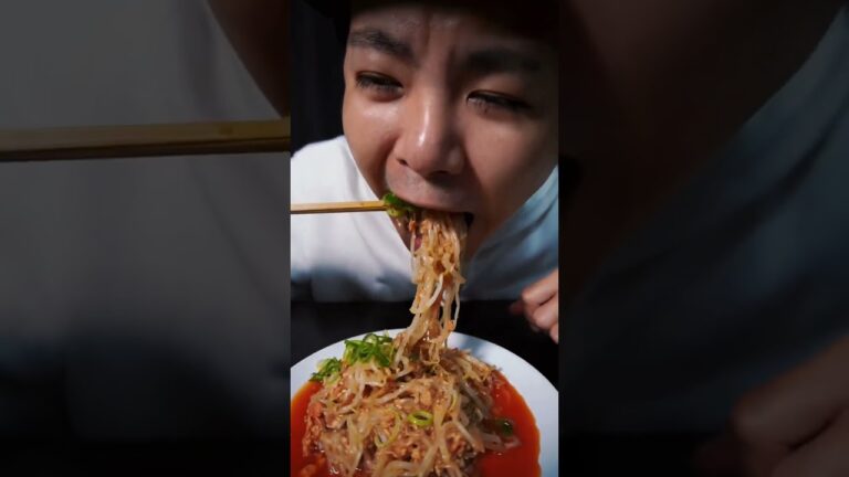 １週間無限料理生活１日目🥢やめて!!無限もやしでお箸が止まらない #shorts