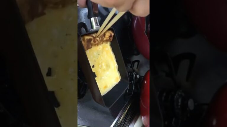 これでもマシな方と言われた高校生のお弁当╱焦げたたまご焼きwww