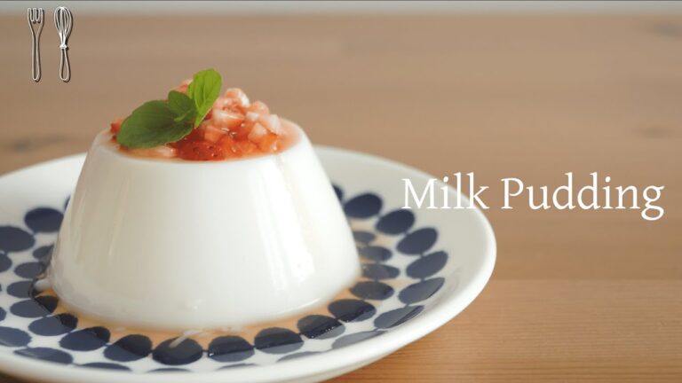 【牛乳大量消費レシピ】いちごソース添え「ミルクプリン」の簡単レシピ＊Milk Pudding＊