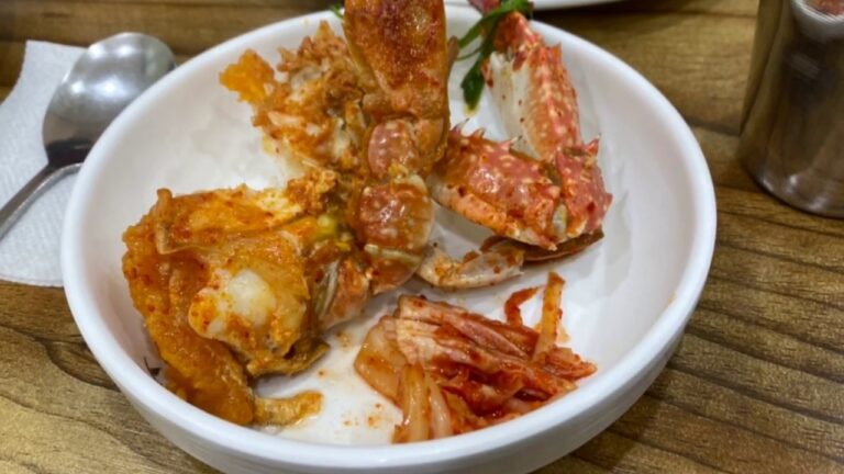 韓国・仁川名物カニの海鮮鍋！