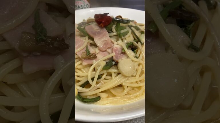 山菜ミックスでニンニクベーコンパスタ作った。