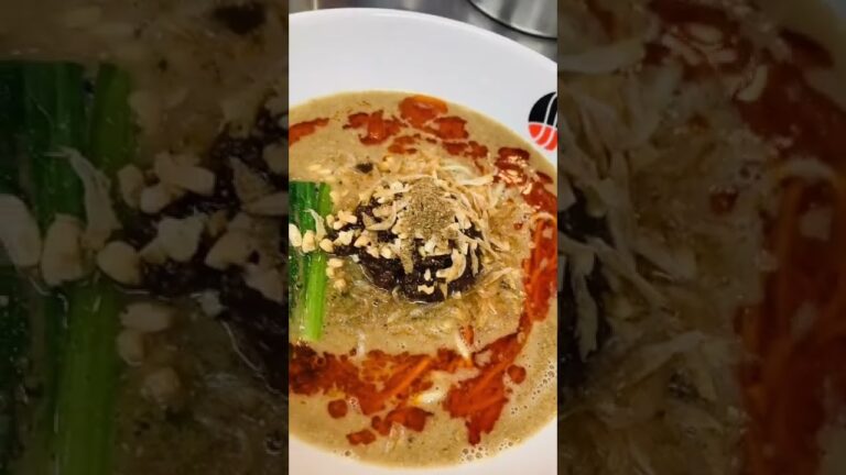 濃厚担々麺　music by the darden