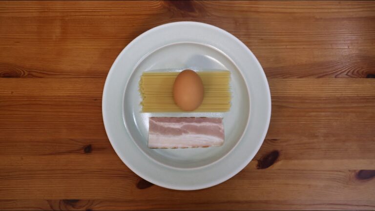 電子レンジで全卵を使ったカルボナーラを作りたい【生クリームなし】【鍋とフライパンと包丁とまな板を洗いたくない】【ワンポットパスタ？】【ワンプレートパスタ？】