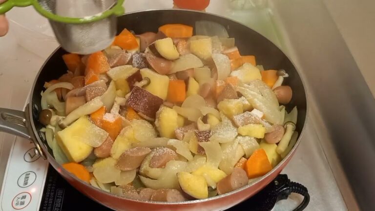 さつまいものクリームシチュー。ムズカシイ🥲