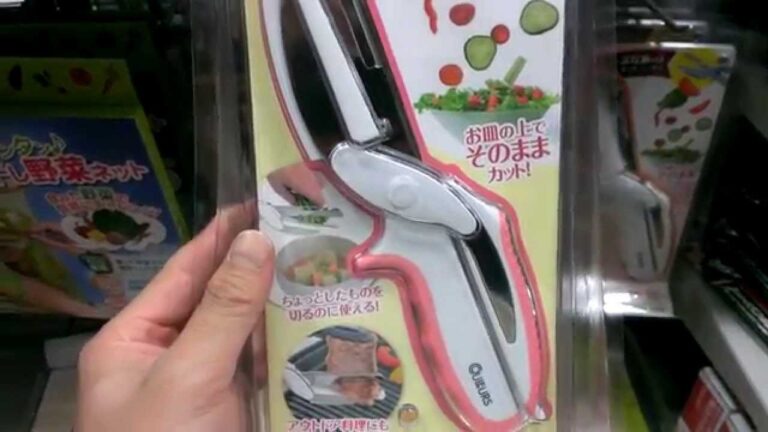 １本4役 包丁いらずの調理ハサミ