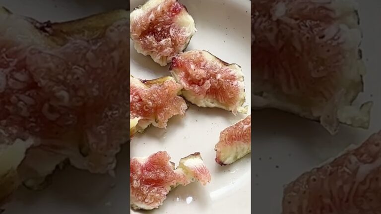 Making a Fig Ricotta Salad 💚 #shorts #healthyrecipe