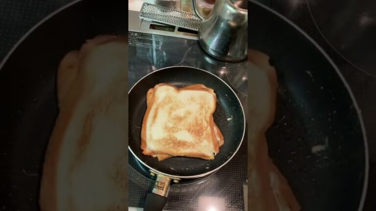 貧味しんぼ　フライパンでホットサンド