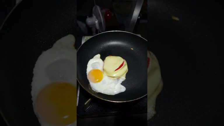 トマトとハムと卵のチーズサンドイッチ#shorts