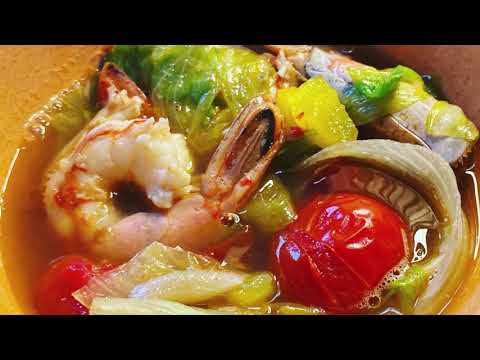 海老とレタスの簡単エスニック風スープ