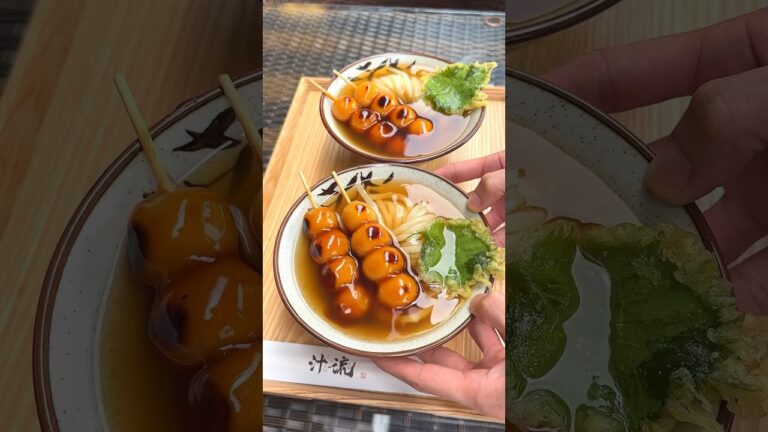 斬新すぎるみたらし団子うどん