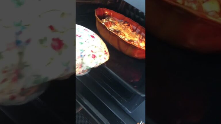 炊飯器がないので代わりに食パンカレードリア（？）を作ってみた深夜3時 #夜食 #カレーパン #飯テロ