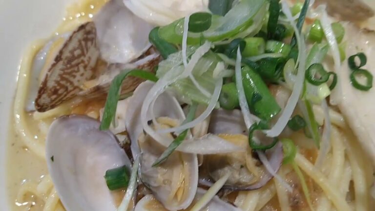 西葛西駅南口パスタ専門店「カルボ」の期間限定メニュー、ボンゴレスープスパ。#カルボ #ボンゴレ #スープスパ