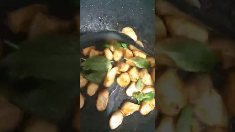 King oyster mushrooms with oyster sauce and basil leaves #shorts #stirfry  #youtubeshorts #asmr